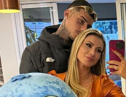 ANDRESSA URACH ASSUME NOVO RELACIONAMENTO