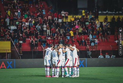FORTALEZA VENCE SPORT NA ILHA DO RETIRO