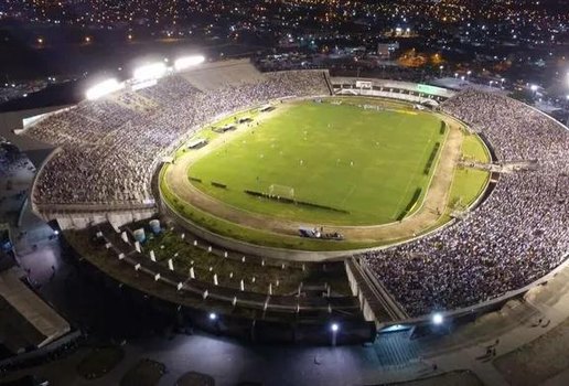 Estádio Almeidão Lotado
