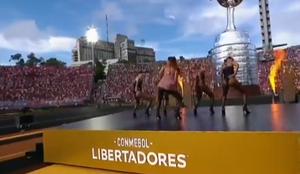 Final da Libertadores | Anitta rebola, canta em espanhol e censura músicas