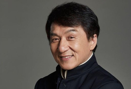Jackie Chan já adimitiu maus tratos a mulheres e que quase matou o filho