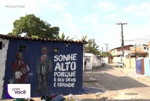 Moradores do Timbó lançam livro que celebra a cultura e histórias do bairro