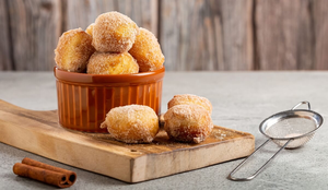 Bolinho de chuva proteico com whey protein (Imagem: WS-Studio | Shutterstock)