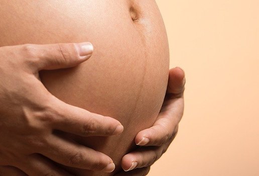 Mulheres gravidas poderão trabalhar remotamente sem prejuízos