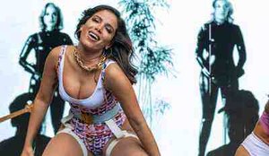 Anitta cantora Foto Patricia Borges Raw Image Folhapress