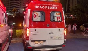 Vítimas foram socorridas para hospital em João Pessoa.