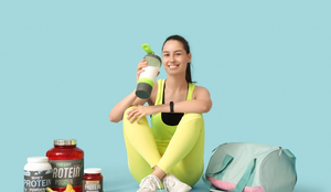 O consumo adequado de proteína ajuda a preservar a massa magra e a saúde ao longo da vida (Imagem: Pixel-Shot | Shutterstock)