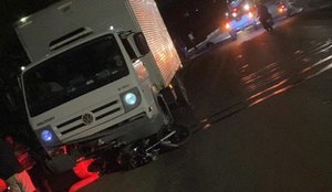 Colisão entre caminhão e moto deixa uma pessoa morta em Alhandra