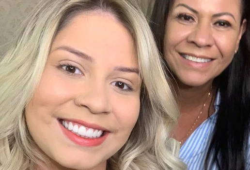 Dona ruth marilia mendonca