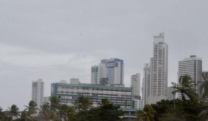 João Pessoa amanheceu sob chuva nesta sexta-feira (7)