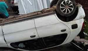 Acidente carro branco santa rita bairro acude