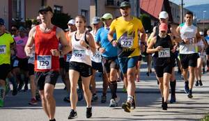 A preparação para uma maratona ou meia-maratona exige disciplina, organização e cuidados com o corpo e a mente (Imagem: Baggio na cestach | Shutterstock)