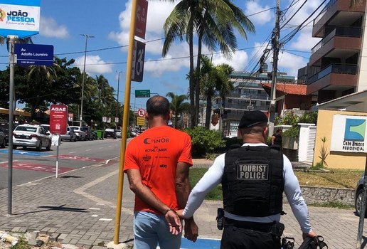 Suspeito foi detido no bairro do Cabo Branco pela PM.