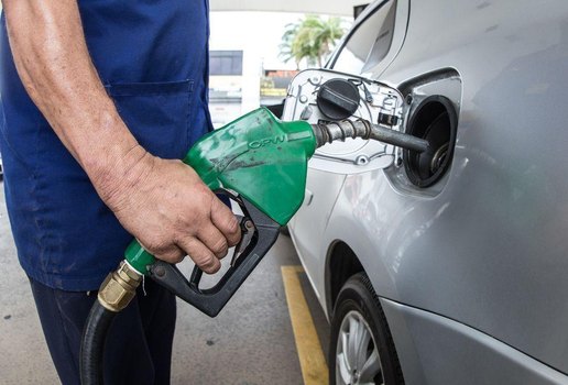 Paraíba prorroga congelamento sobre gasolina, etanol e gás de cozinha