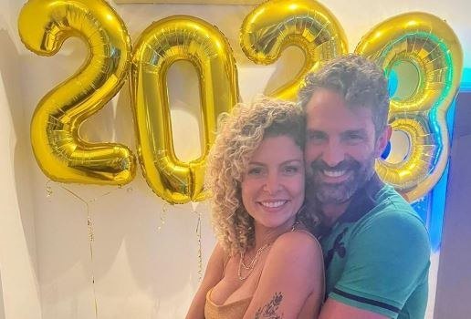 Bárbara Borges e Iran Malfitano assumem namoro após 'A Fazenda'