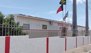 Fachada da prefeitura municipal de Tavares-PB