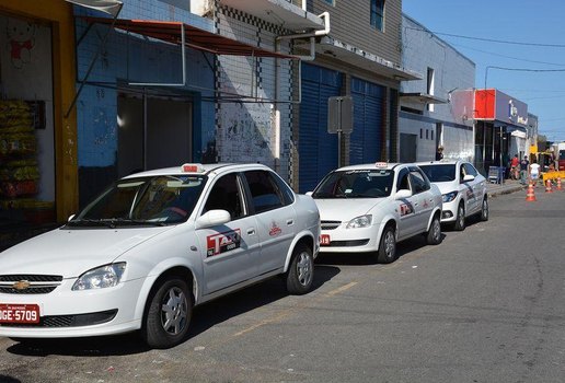 Mais de 1,2 mil taxistas estão aptos para receber benefício em João Pessoa