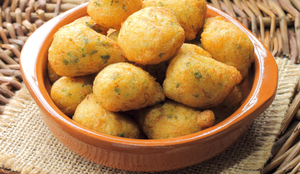 Bolinho de talos e folhas (Imagem: Mariontxa | Shutterstock)