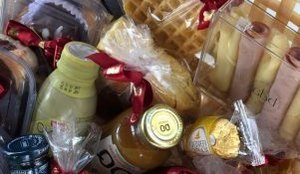 Cesta de cafe da manha 301x480