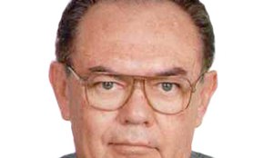 O ex-senador morreu em Campina Grande.