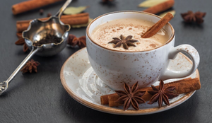 Chai latte (Imagem: miss.lemon | Shutterstock)