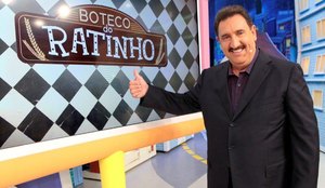 No programa, Ratinho falou que era fã de Flávio José.