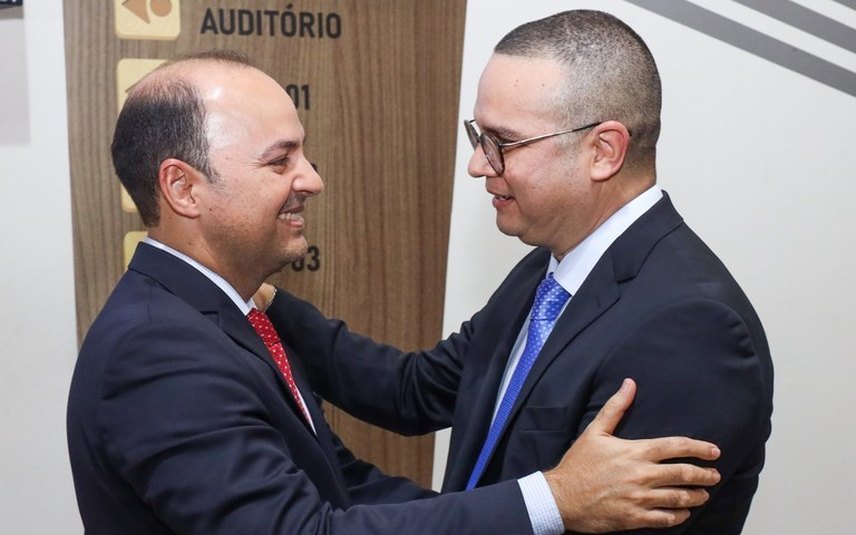 Joao Azevedo empossa procurador geral do Estado e destaca importancia da instituicao na implantacao de politicas publicas 04