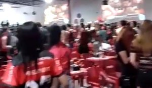 Confusão em um bar de João Pessoa após o fim do jogo entre Palmeiras e Flamengo