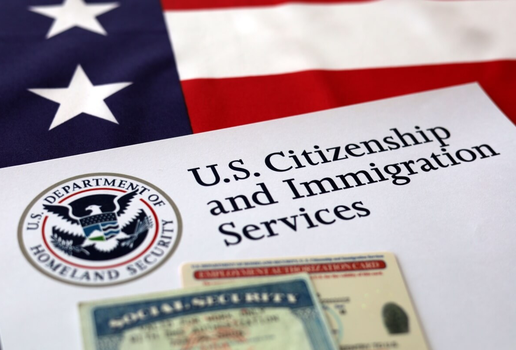 Boatos sobre imigração para os Estados Unidos aumentam decisões arriscadas (Imagem: danielfela | Shutterstock)