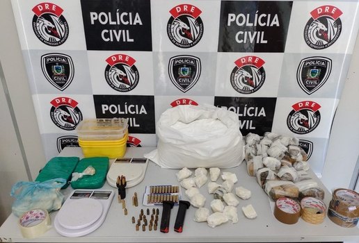 Polícia prende casal que deixava filhos sozinhos para gerir ponto de drogas, na PB