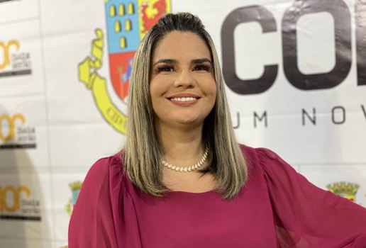 Karla Pimentel, prefeita do município de Conde-PB