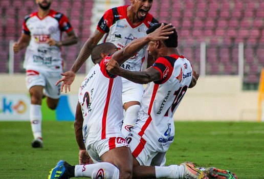 Série D: Campinense abre vantagem contra Sergipe mas cede empate no final