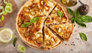 Quiche de frango com alho-poró (Imagem: natkinzu | Shutterstock)