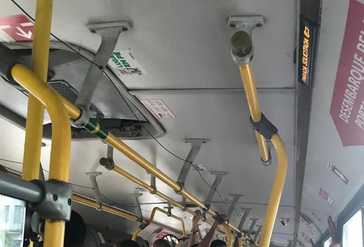 Ônibus da linha 304 lotado, em João Pessoa