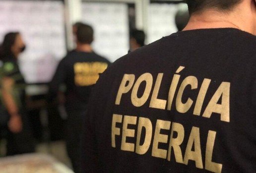 Equipes da Polícia Federal nas ruas