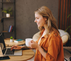 Trabalho home office oferece vantagens para profissionais e empresas (Imagem: ViDI Studio | Shutterstock)