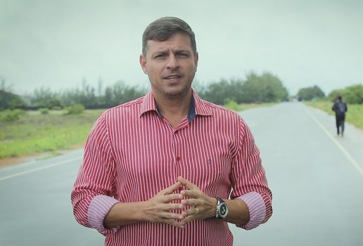 Vitor Hugo, prefeito de Cabedelo