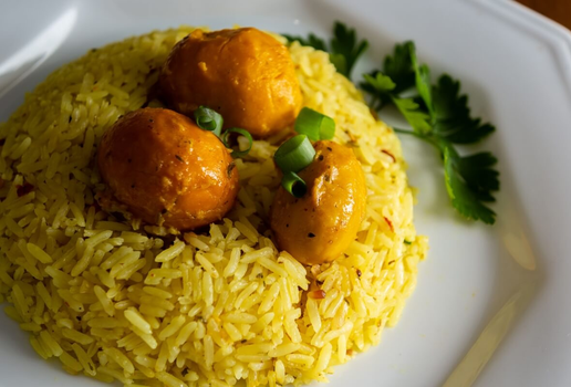 Arroz com pequi (Imagem: Angela_Macario | Shutterstock)