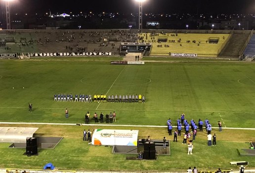 O jogo aconteceu no Estádio Almeidão, em João Pessoa.