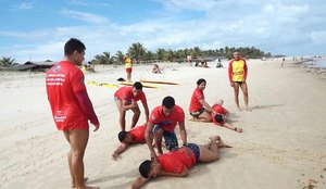 Corpo de Bombeiros da Paraiba promove evento de salvamento aquatico