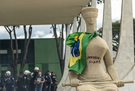 Estatua do stf