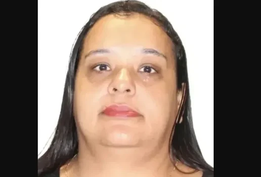 Brasileira acusada de envenenar e matar os 5 filhos e presa em Portugal