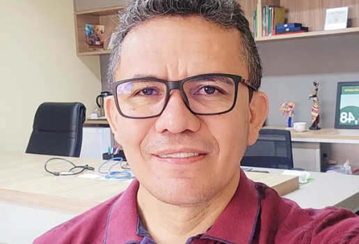 Professor Antônio Roberto é o novo secretário de Educação
