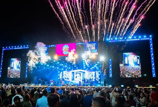 Pablo o Rei do Arrocha fez todo mundo beber todas ao som de seus sucessos Confira os melhores cliques dessa noite 1