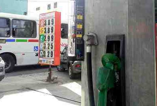 Aumento da gasolina posto combustiveis