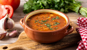 Sopa de lentilha vermelha (Imagem: etorres | Shutterstock)