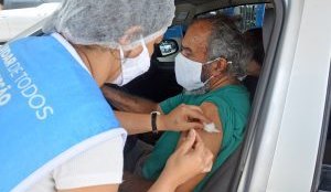 Prefeitura de Joao Pessoa imuniza mais de 2 mil idosos acima de 70 anos contra a Covid 19