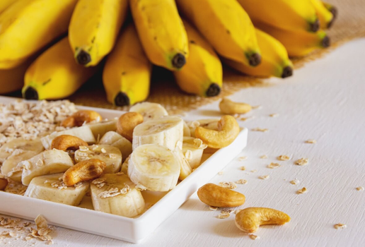 Alimentos ricos em nutrientes ajudam a regular o humor e aumentam a energia do corpo (Imagem: marciocarvalhofotografia | Shutterstock)