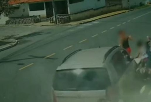 Vídeo mostra momento em que carro atropela quatro pessoas na PB