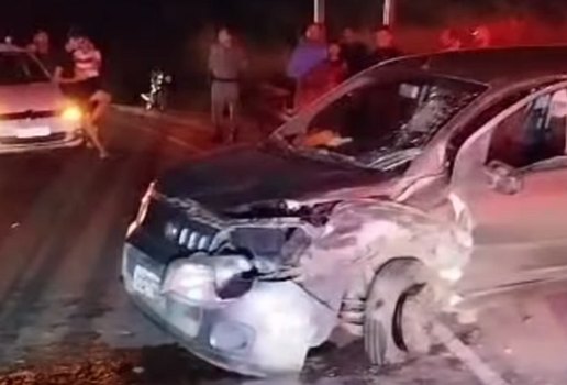 Colisão entre dois veículos deixa três pessoas feridas na BR 101, em Lucena